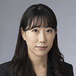 Iris H. Kim